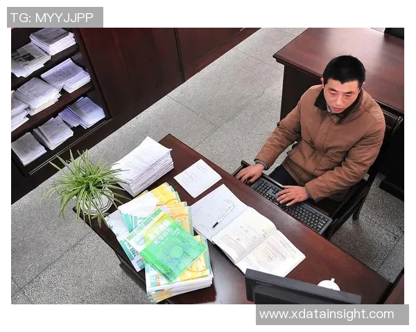 杨军独家分享网球心得与技巧助你提升球技的全面指南 杨军独家分享网球心得与技巧助你提升球技的全面指南